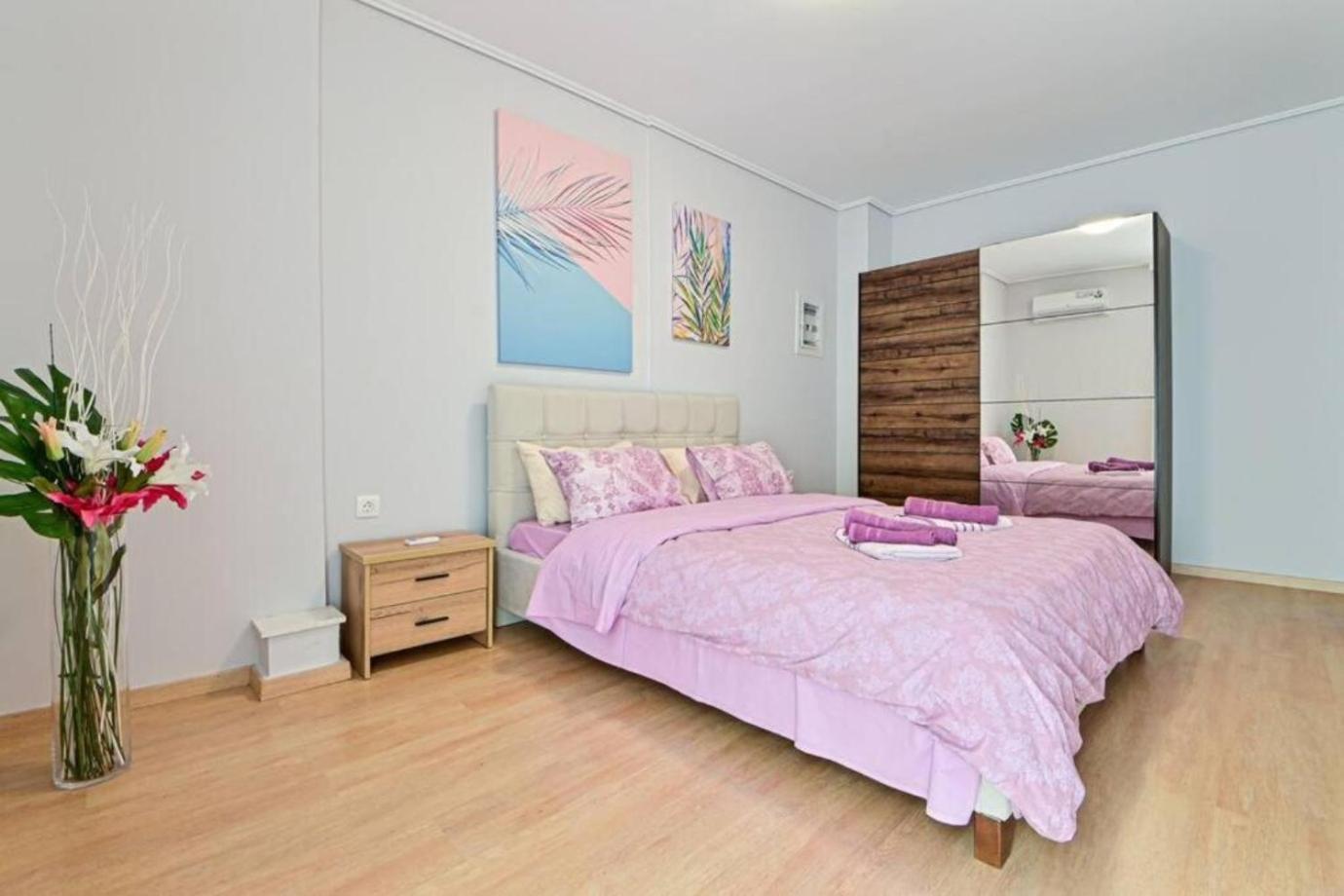 Cozy Apartment Located On Piraeus Port Area- Pireu Exterior foto