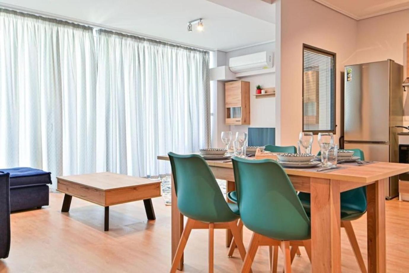 Cozy Apartment Located On Piraeus Port Area- Pireu Exterior foto